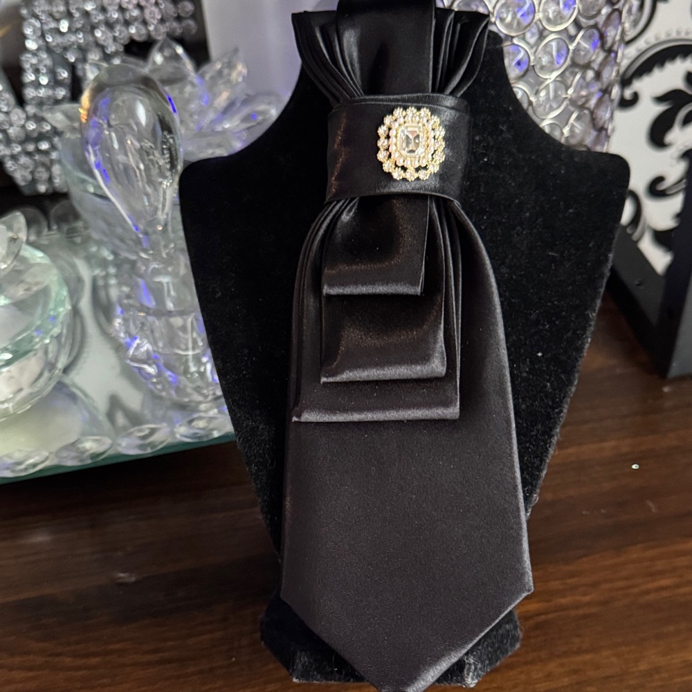 Classic Black Satin Ascot Cravat with Decorative Pin